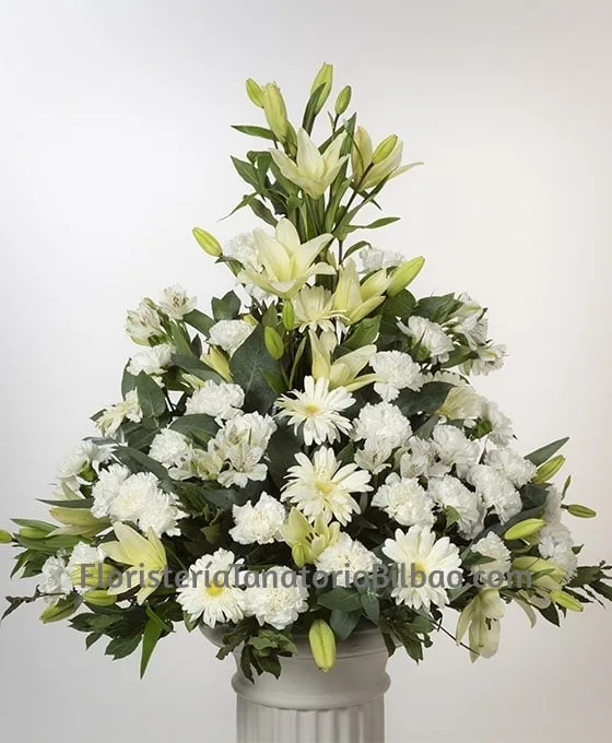 Centro Funerario Piramidal Blanco