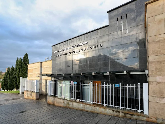Fachada del Tanatorio Ballonti de Portugalete