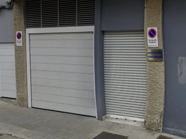 Fachada del Tanatorio de Lekeitio